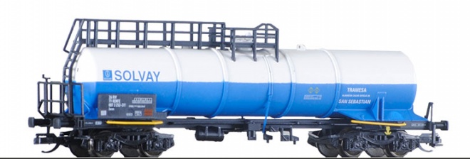 4 axle Tank car SOLVAY<br /><a href='images/pictures/Tillig/217476_c.jpg' target='_blank'>Full size image</a>